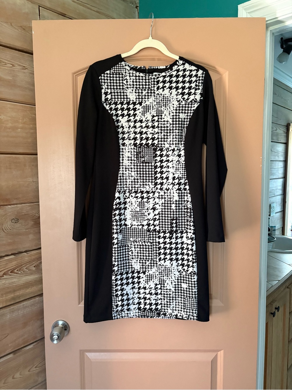 Cato Black and White Houndstooth Panel Long-Sleeve Dress